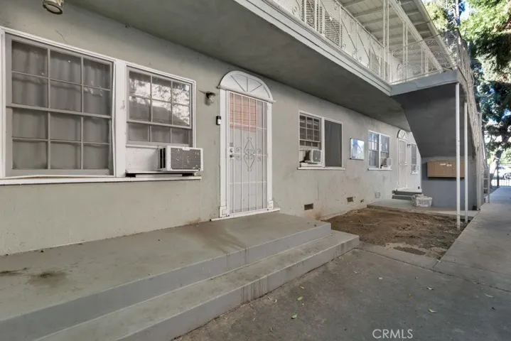 14622 Sylvan, Van Nuys, California 91411