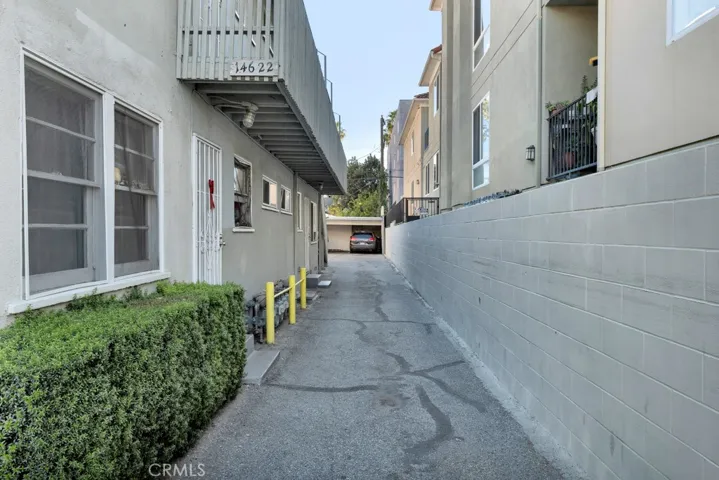 14622 Sylvan, Van Nuys, California 91411