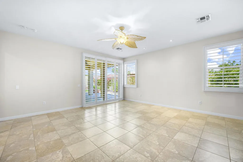 80642 Avenida Camarillo, Indio, California 92203 home-pic-6