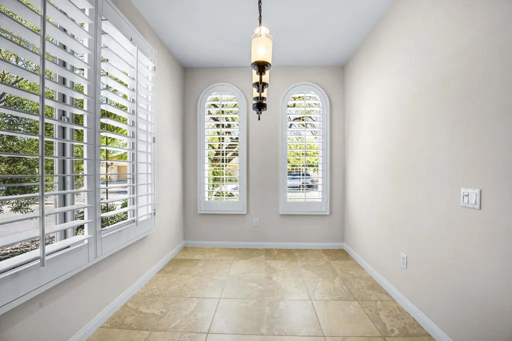 80642 Avenida Camarillo, Indio, California 92203 home-pic-9