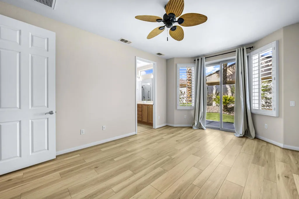 80642 Avenida Camarillo, Indio, California 92203 home-pic-25