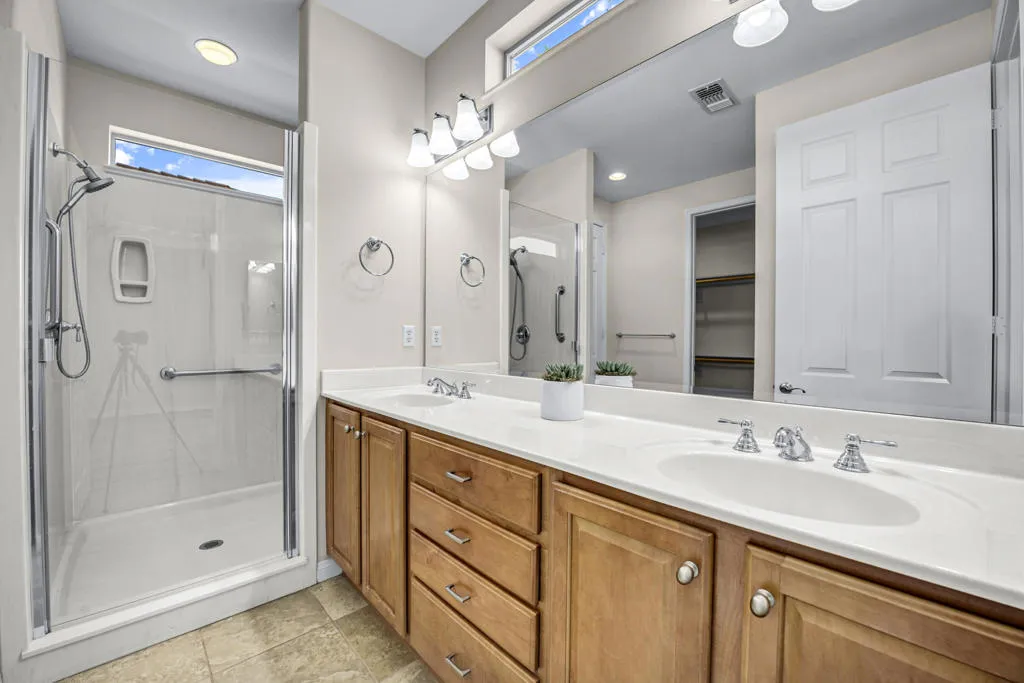 80642 Avenida Camarillo, Indio, California 92203 home-pic-29