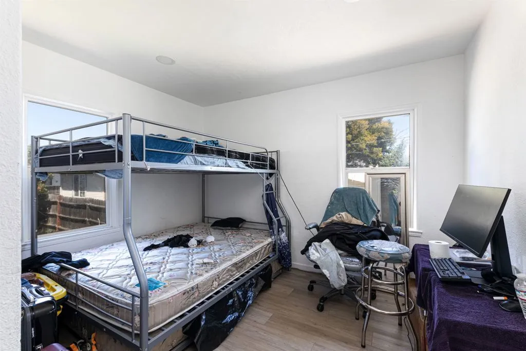 1821 74th Ave, Oakland, California 94621 home-pic-28