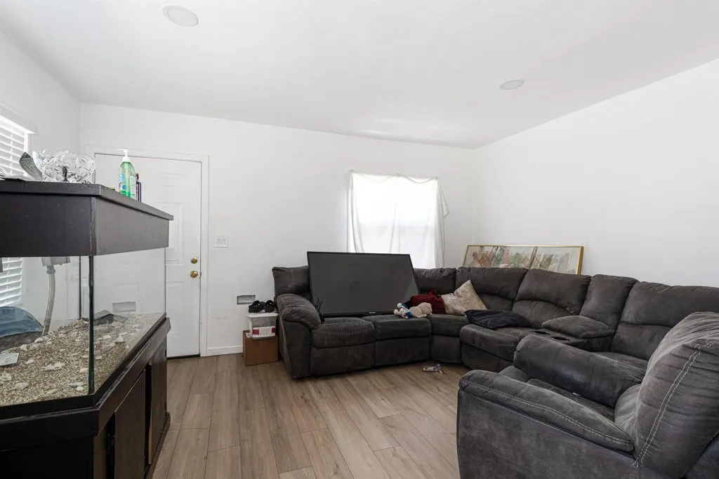 1821 74th Ave, Oakland, California 94621 home-pic-19
