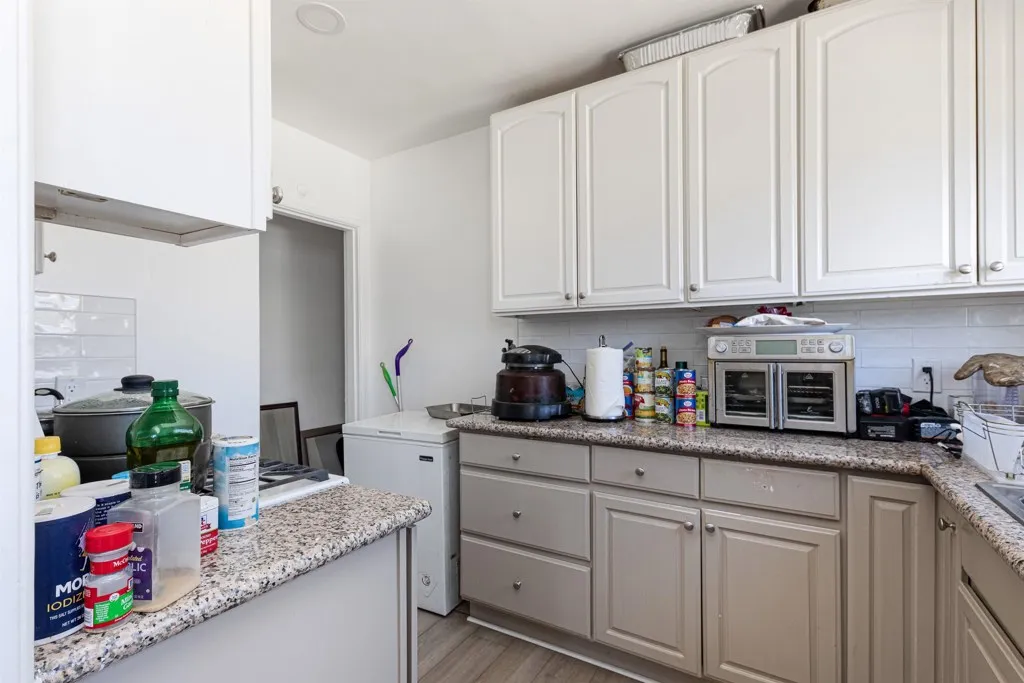 1821 74th Ave, Oakland, California 94621 home-pic-24