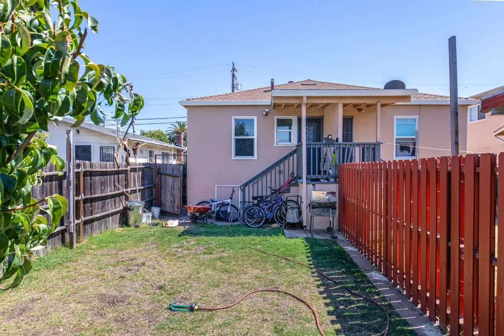 1821 74th Ave, Oakland, California 94621 home-pic-31