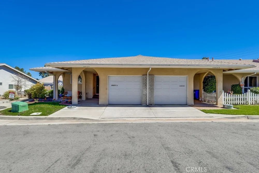 26832 Avenue Of The Oaks D, Newhall, California 91321 home-pic-2