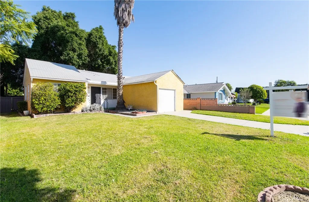 8725 Mccallum, Downey, California 90242 home-pic-2