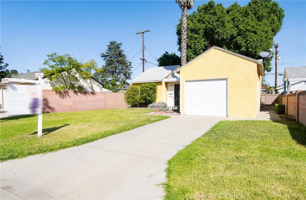 8725 Mccallum, Downey, California 90242 home-pic-3