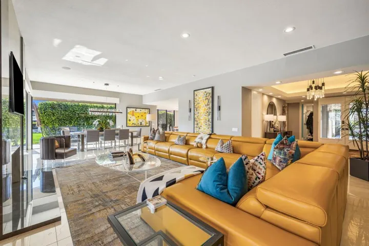 37-web-or-mls-2H8A4304