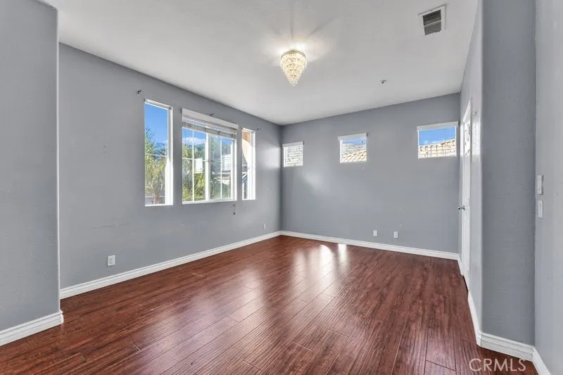 5433 Grand Prix Court, Fontana, California 92336 home-pic-26