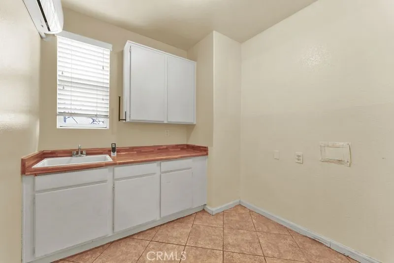 5433 Grand Prix Court, Fontana, California 92336 home-pic-16