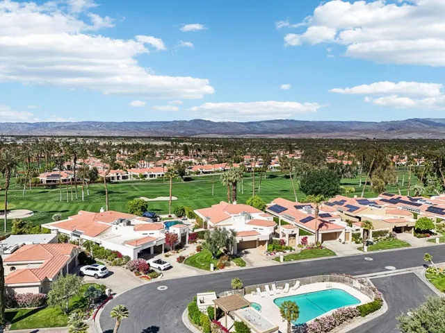 64-web-or-mls-St Andrews Ct-064