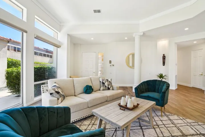13-web-or-mls-St Andrews Ct-013
