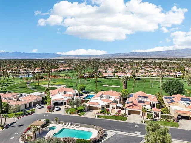 67-web-or-mls-St Andrews Ct-067