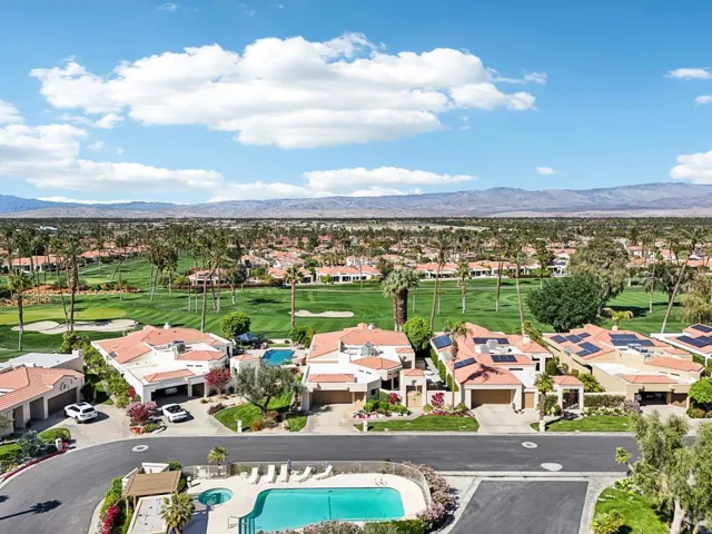 65-web-or-mls-St Andrews Ct-065