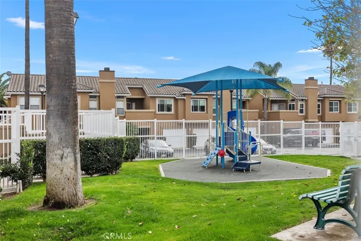 Many other parks and play areas are nearby...including pickleball and dog park!