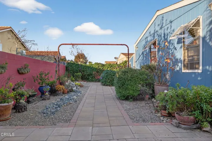 42-web-or-mls-UpmarketMedia_2485Elde-4