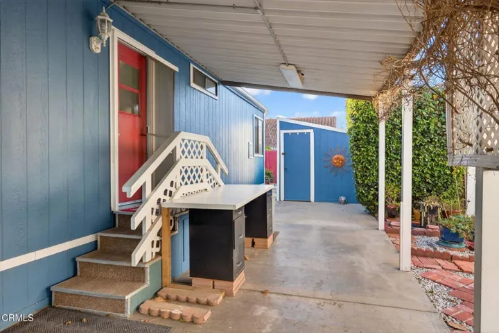 46-web-or-mls-UpmarketMedia-2485Eld-150