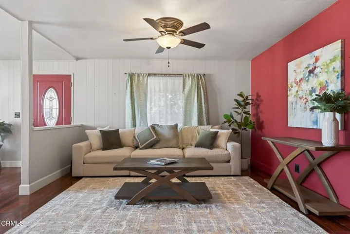 18-web-or-mls-UpmarketMedia-2485Eld-058