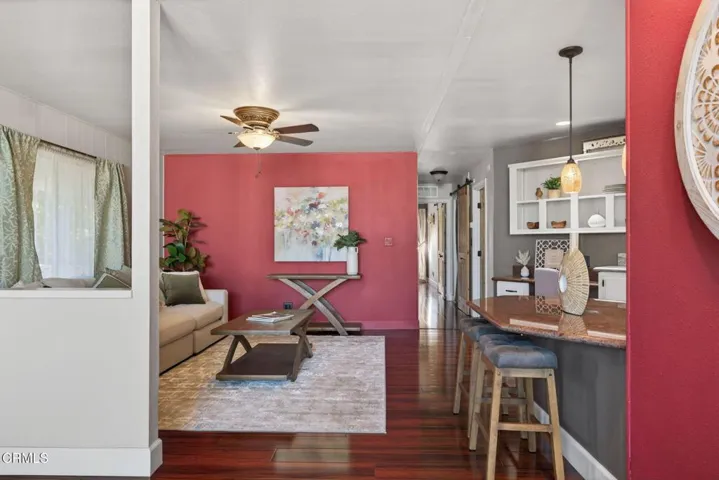 16-web-or-mls-UpmarketMedia-2485Eld-053