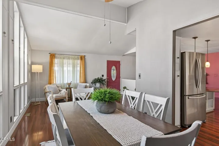 13-web-or-mls-UpmarketMedia-2485Eld-050