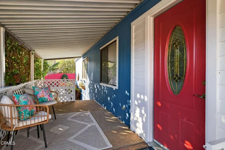 4-web-or-mls-UpmarketMedia-2485Eld-010