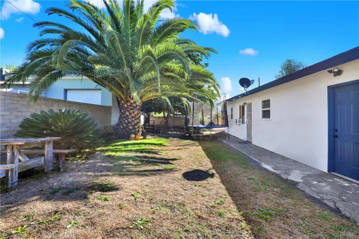 291 W Artesia Street, Pomona, California 91768