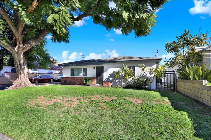 291 W Artesia Street, Pomona, California 91768