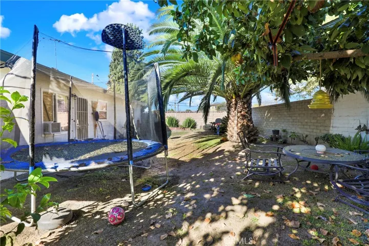 291 W Artesia Street, Pomona, California 91768