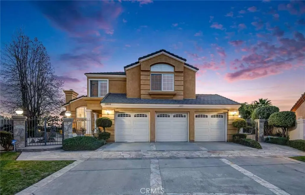 19852 Moon Shadow, Walnut, California 91789 home-pic-1