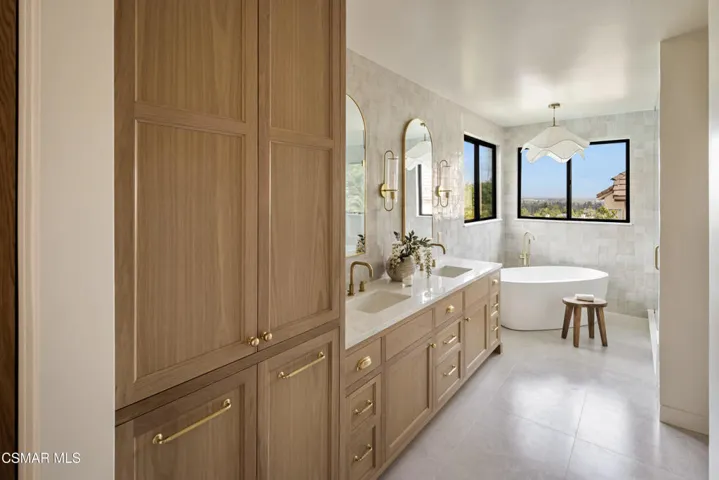 026_24005_clarington_day-26_781