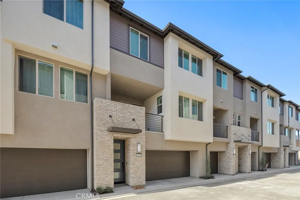 1968 Via De La Luna, Placentia, California 92870 home-pic-18