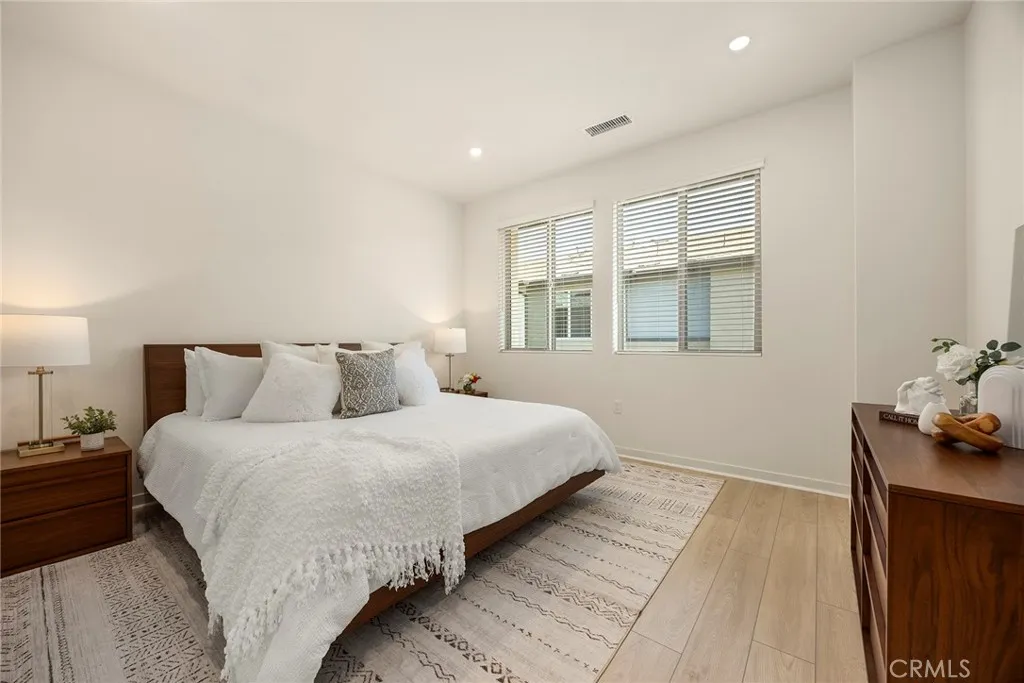 1968 Via De La Luna, Placentia, California 92870 home-pic-11