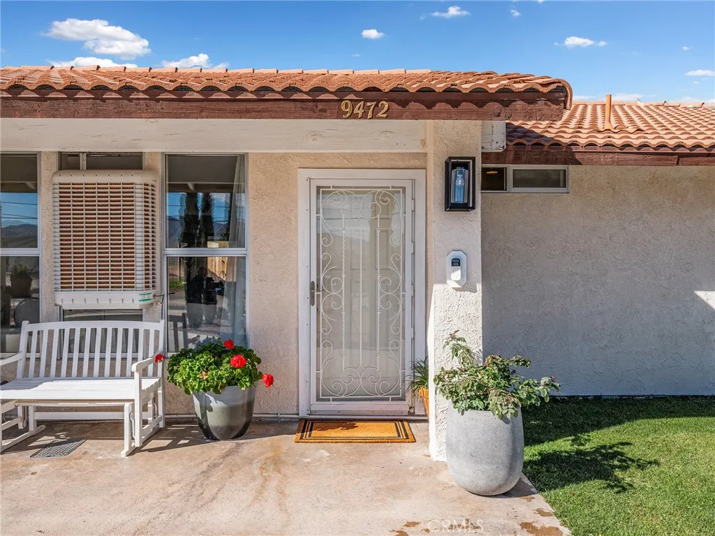 9472 Guava Avenue, Hesperia, California 92345 home-pic-3