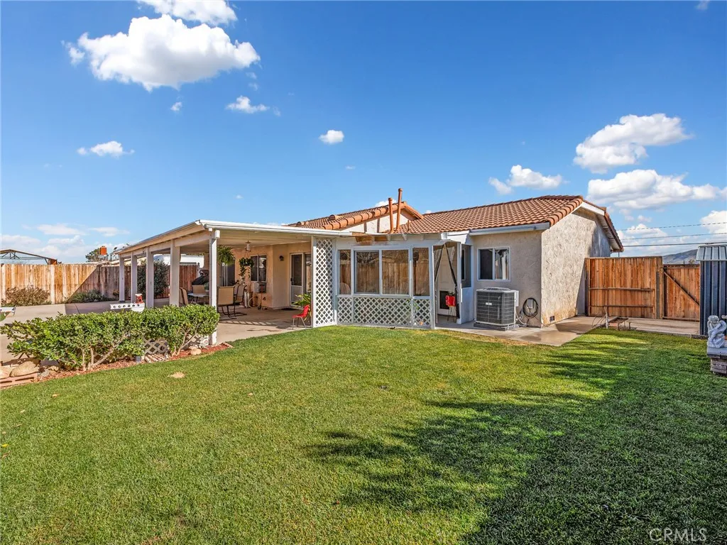 9472 Guava Avenue, Hesperia, California 92345 home-pic-14