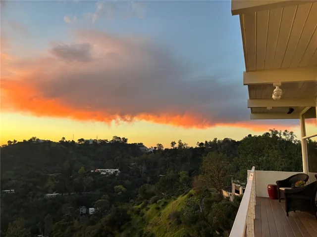 8656 Skyline, Los Angeles, California 90046