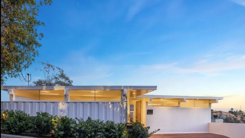 8656 Skyline, Los Angeles, California 90046