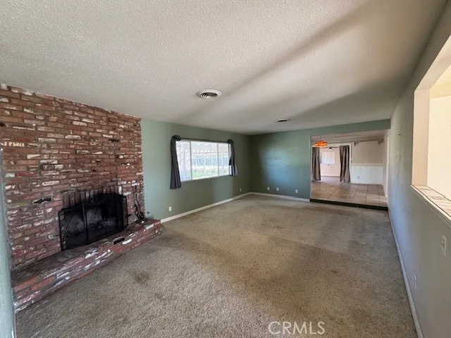 42040 Acacia Avenue, Hemet, California 92544 home-pic-12