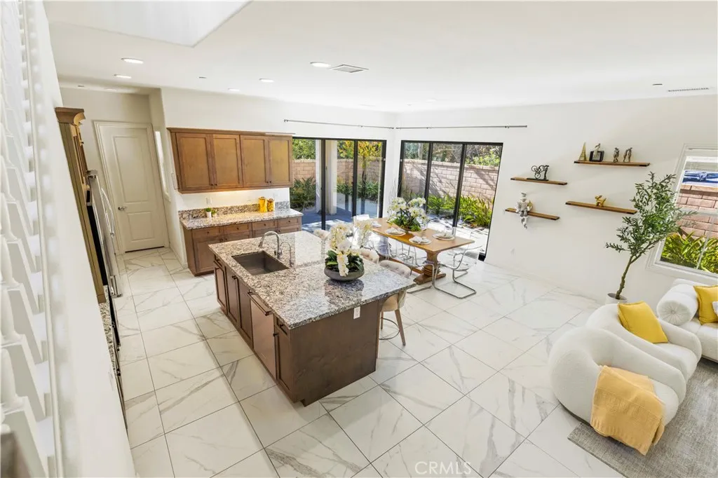 36 Torosa, Lake Forest, California 92630 home-pic-13