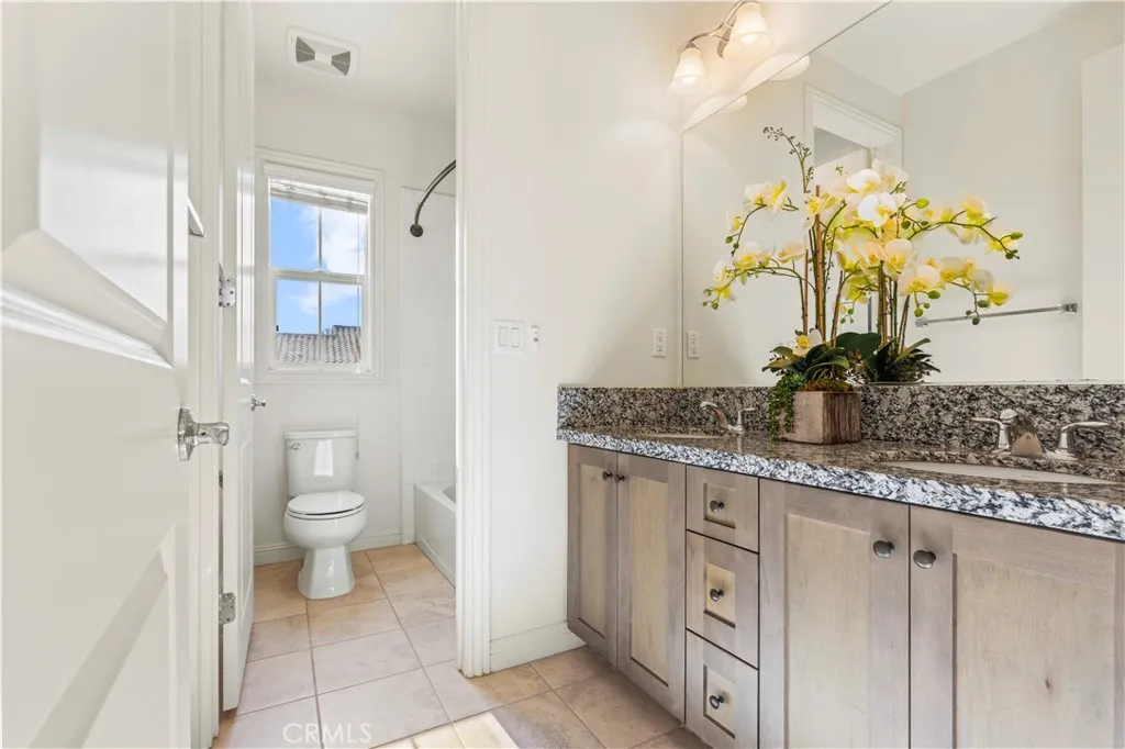 36 Torosa, Lake Forest, California 92630 home-pic-23