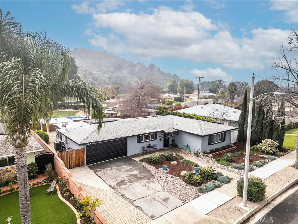 502 E Mauna Loa Avenue, Glendora, California 91740 home-pic-60