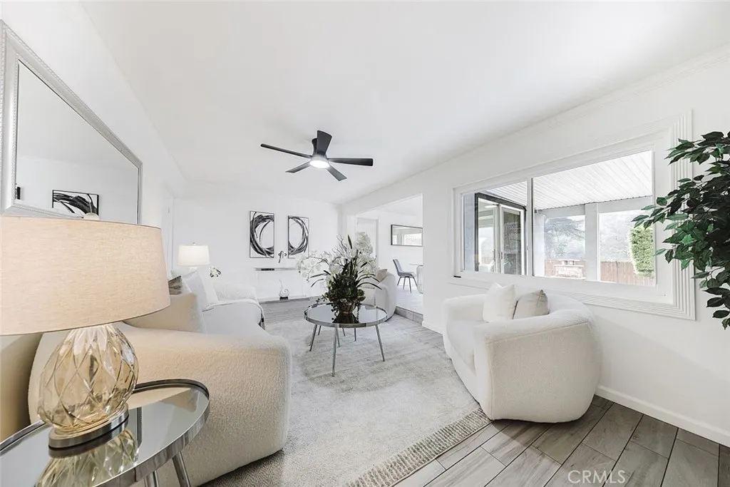 502 E Mauna Loa Avenue, Glendora, California 91740 home-pic-18