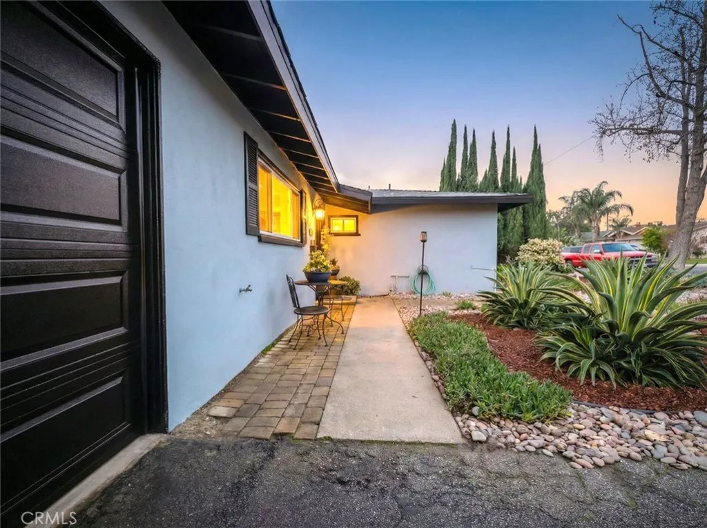 502 E Mauna Loa Avenue, Glendora, California 91740 home-pic-56