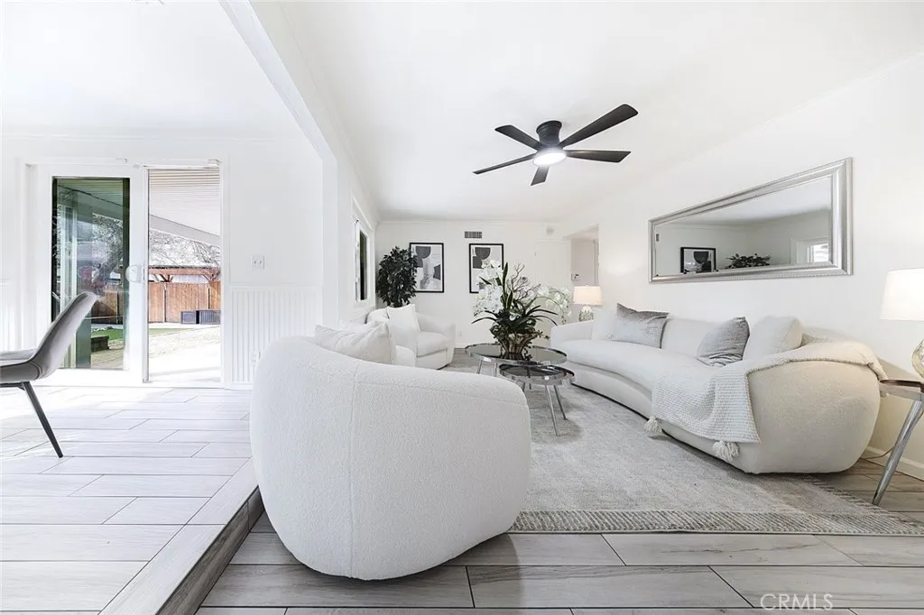 502 E Mauna Loa Avenue, Glendora, California 91740 home-pic-21