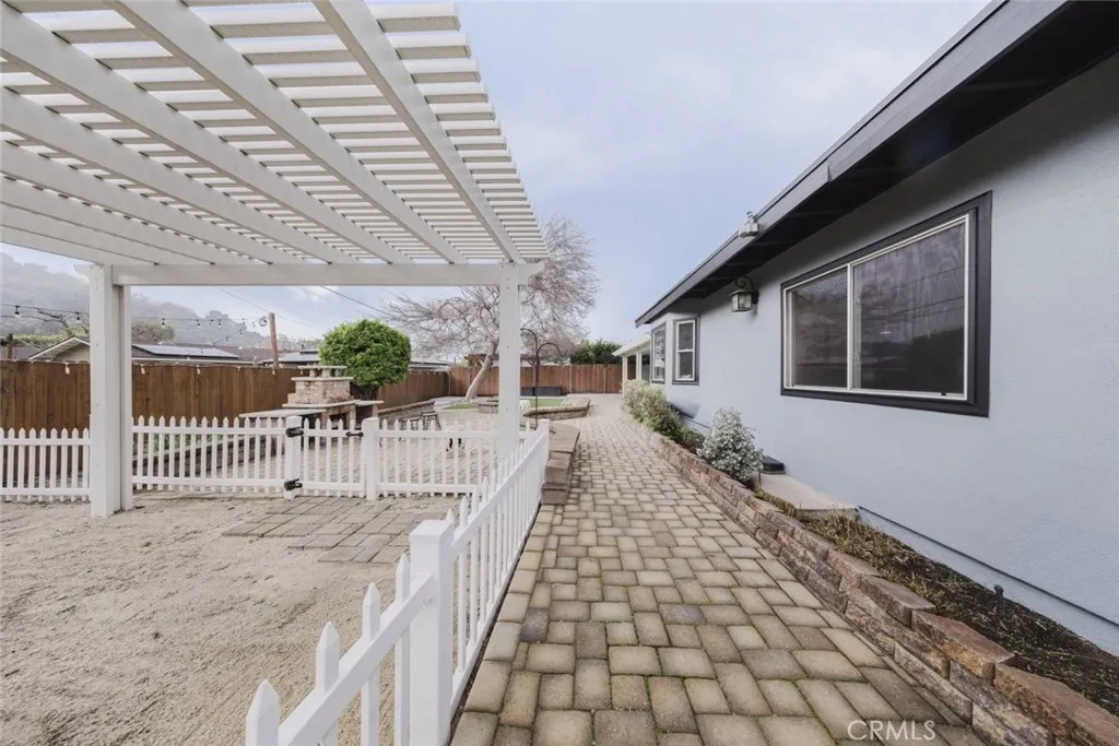 502 E Mauna Loa Avenue, Glendora, California 91740 home-pic-51