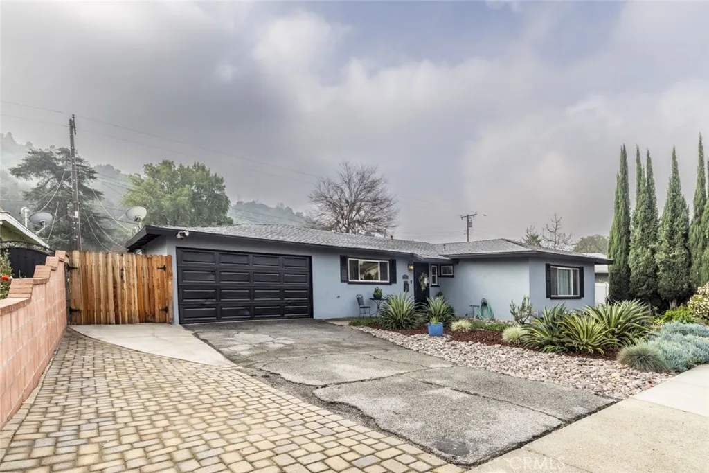 502 E Mauna Loa Avenue, Glendora, California 91740 home-pic-5