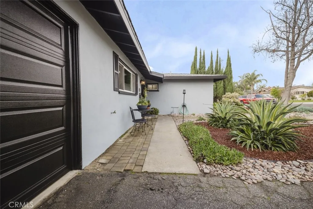 502 E Mauna Loa Avenue, Glendora, California 91740 home-pic-7
