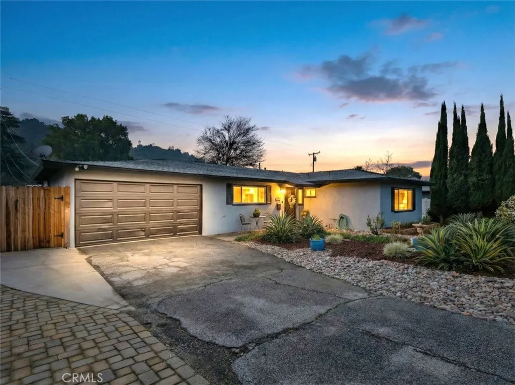 502 E Mauna Loa Avenue, Glendora, California 91740 home-pic-55
