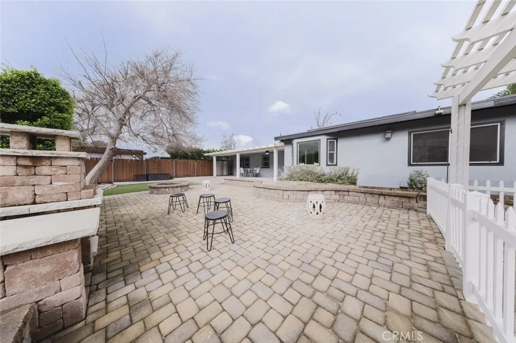 502 E Mauna Loa Avenue, Glendora, California 91740 home-pic-53